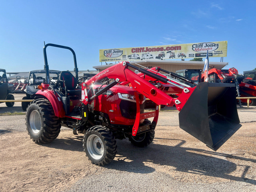 Main image Mahindra 1635 HST