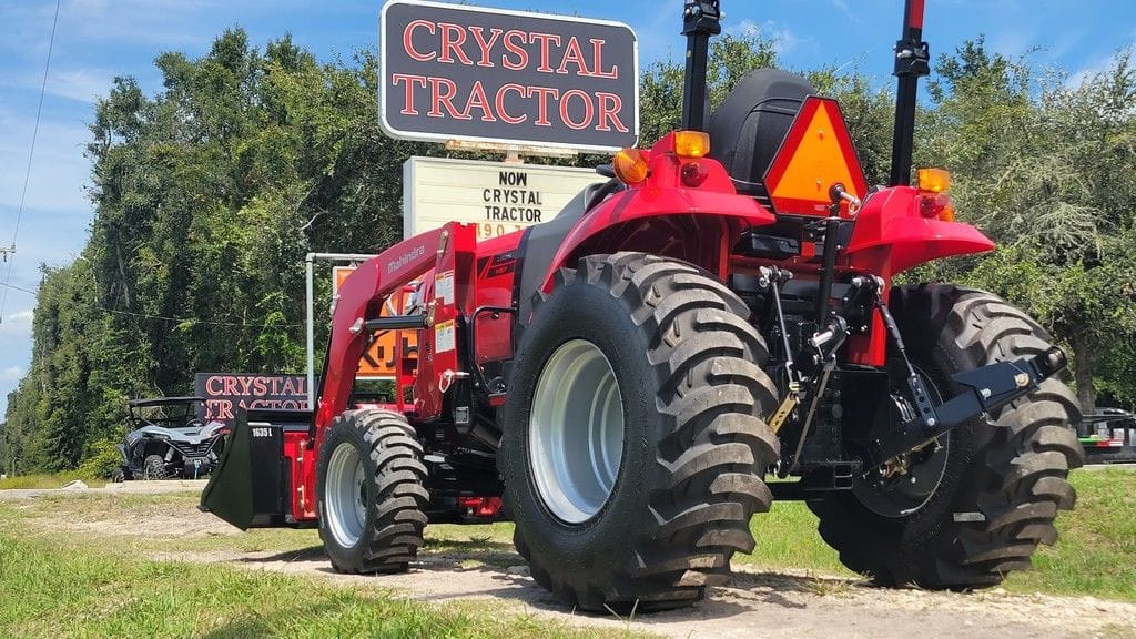 2025 Mahindra 1635 HST Equipment Image0