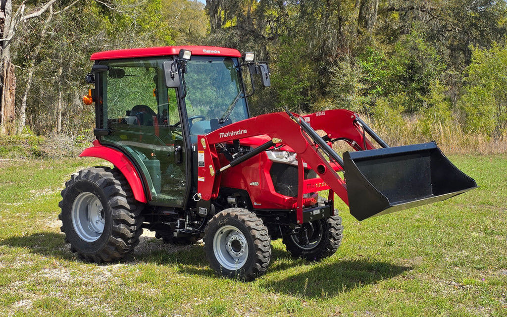 2026 Mahindra 1635 HST Equipment Image0