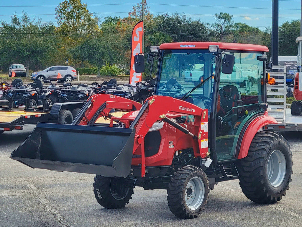 2025 Mahindra 1635 HST Equipment Image0