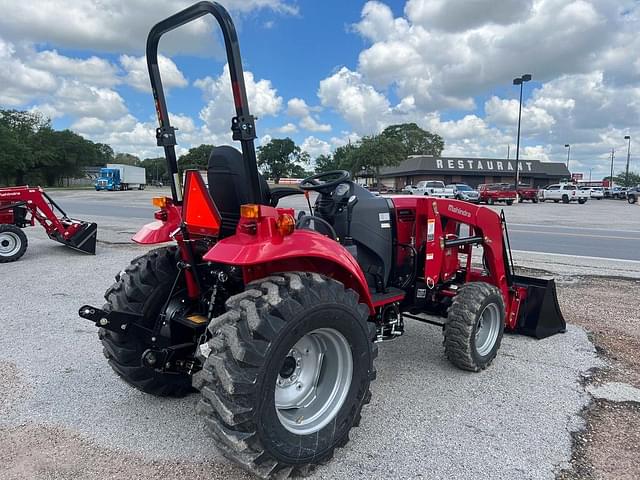 Image of Mahindra 1635 SST equipment image 3