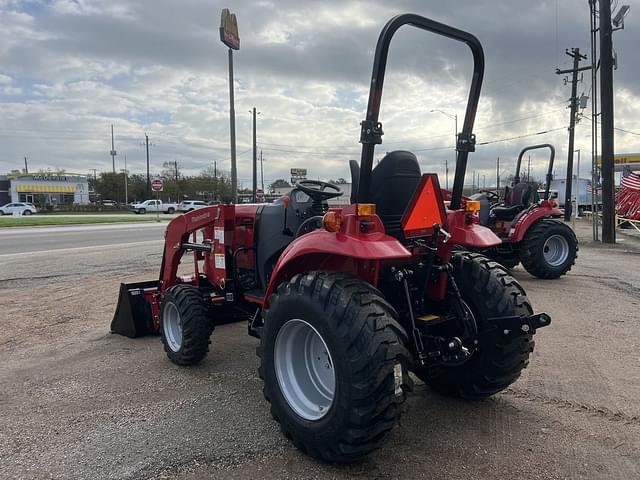 Image of Mahindra 1635 SST equipment image 3