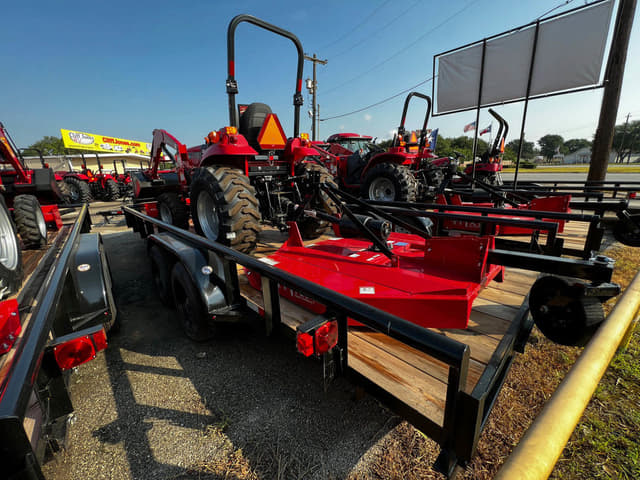 Image of Mahindra 1635 SST equipment image 3