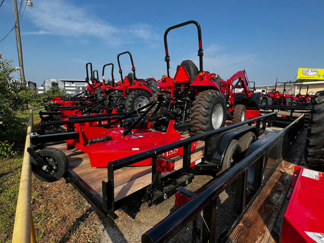 Image of Mahindra 1635 SST equipment image 4