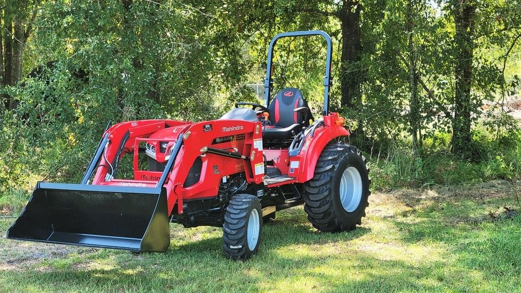 2025 Mahindra 1635 SST Equipment Image0