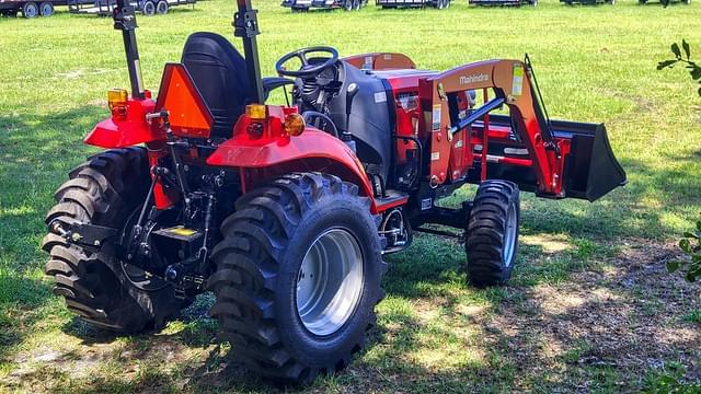 Image of Mahindra 1635 SST equipment image 3