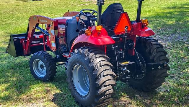 Image of Mahindra 1635 SST equipment image 4