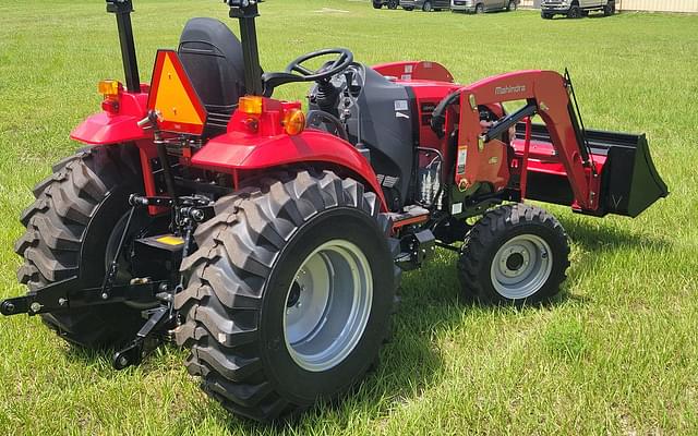 Image of Mahindra 1640 HST equipment image 3