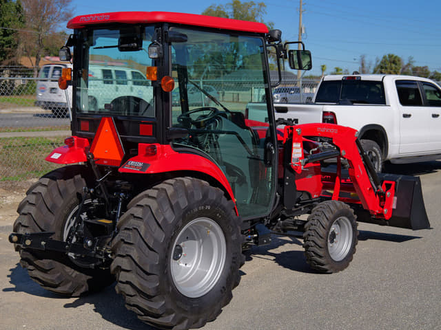 Image of Mahindra 1640 HST equipment image 1
