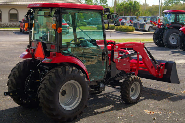Image of Mahindra 1640 HST equipment image 1
