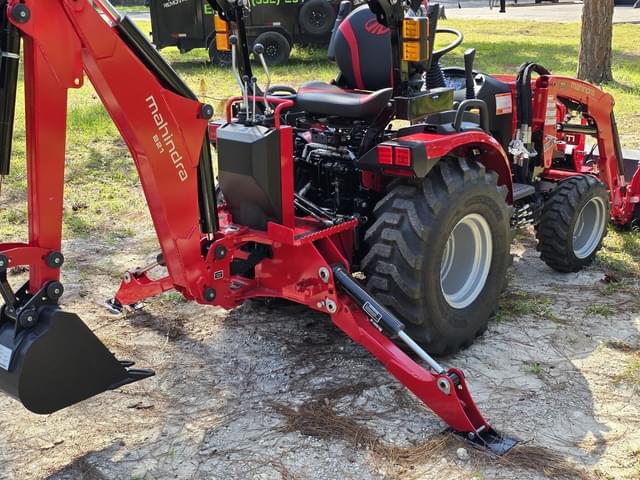 Image of Mahindra 2126 HST equipment image 1