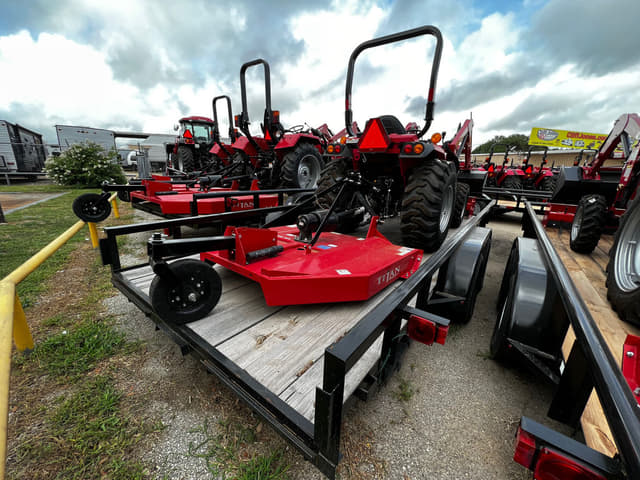 Image of Mahindra 2638HST equipment image 4