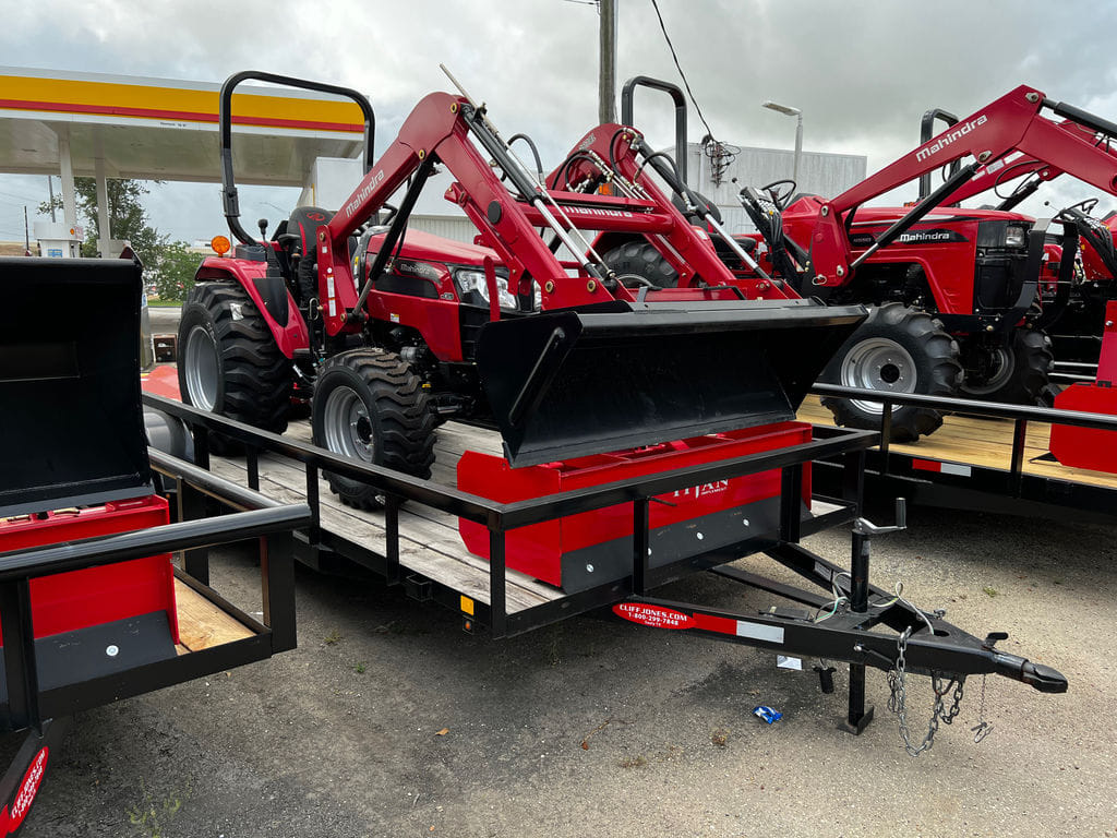 Main image Mahindra 2638HST