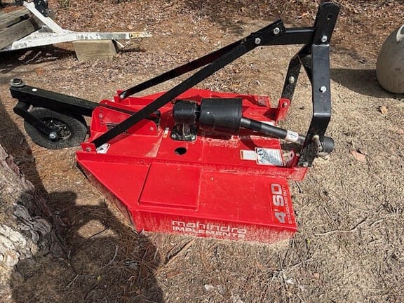 2024 Mahindra 4SD Equipment Image0