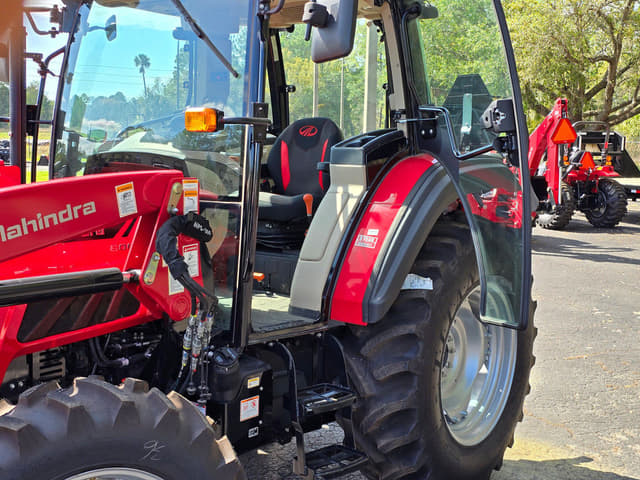 Image of Mahindra 6065 PST equipment image 4