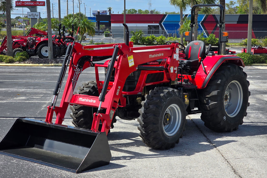 2025 Mahindra 6075 PST Equipment Image0