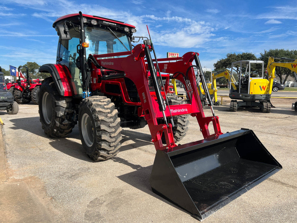 2024 Mahindra 6075 PST Equipment Image0