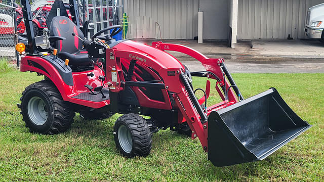 Image of Mahindra eMax 20S HST equipment image 2