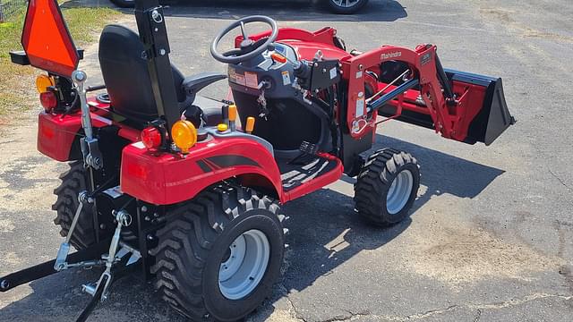 Image of Mahindra eMax 20S HST equipment image 3