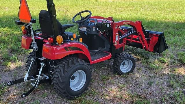 Image of Mahindra eMax 20S HST equipment image 4