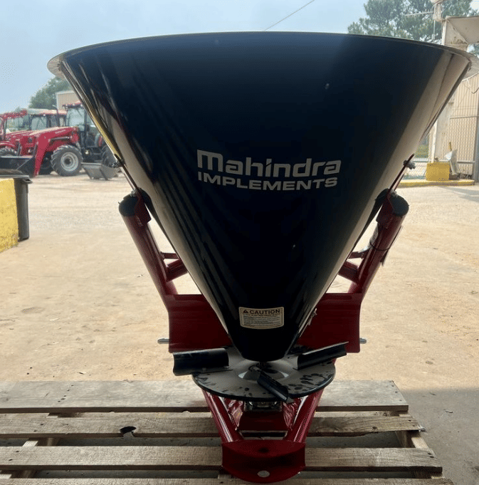 2024 Mahindra FSQ1020 Equipment Image0