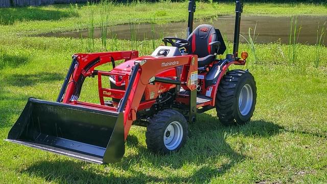 Image of Mahindra Max 26XLT HST equipment image 2