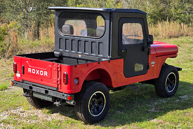 Image of Mahindra Roxor HD equipment image 2