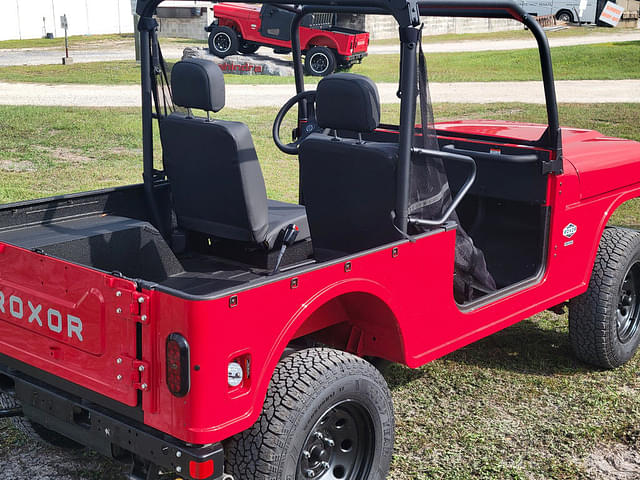 Image of Mahindra Roxor HD equipment image 4