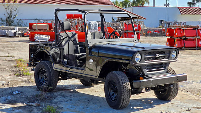 Image of Mahindra Roxor HD equipment image 2