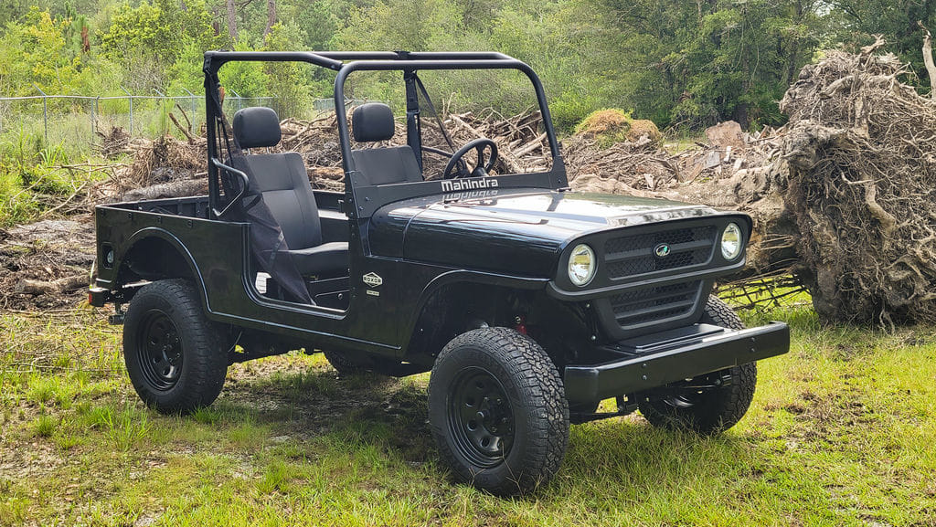 2025 Mahindra Roxor HD Equipment Image0
