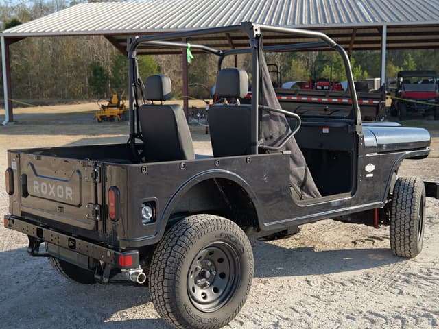 Image of Mahindra Roxor HD equipment image 3