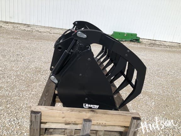 Image of Manitou Grapple Bucket equipment image 3