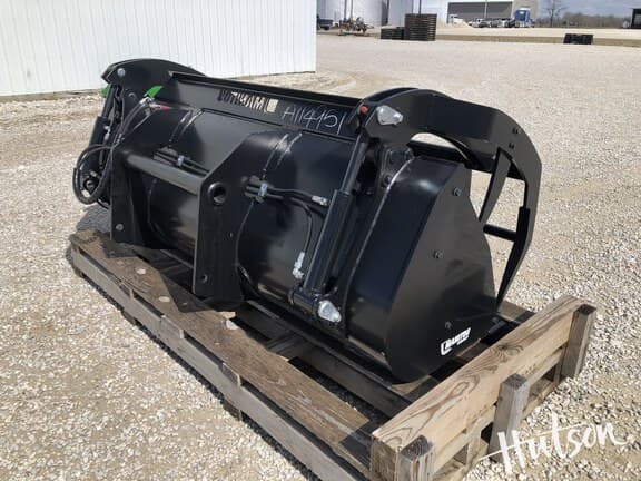 Image of Manitou Grapple Bucket equipment image 2