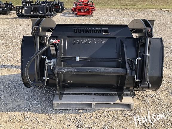 Image of Manitou Grapple Bucket equipment image 2