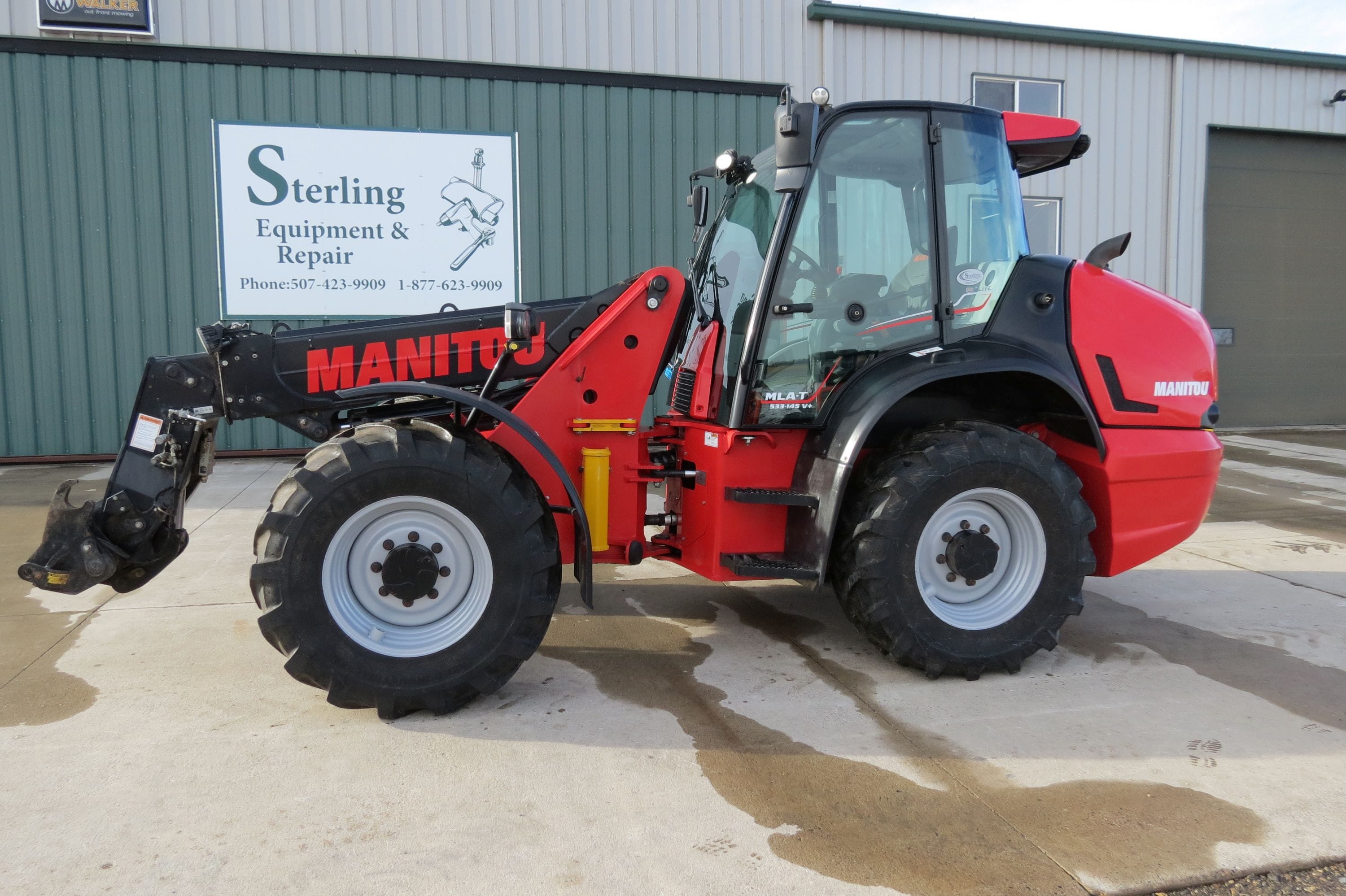 2024 Manitou MLA-T 533 Equipment Image0