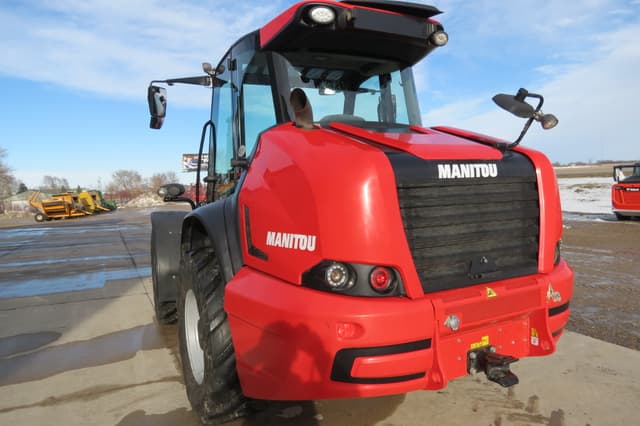 Image of Manitou MLA-T 533 equipment image 4