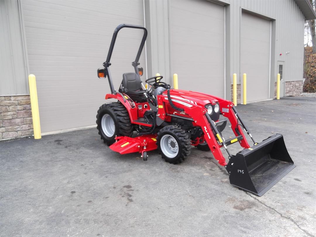 Image of Massey Ferguson 1526 Primary image