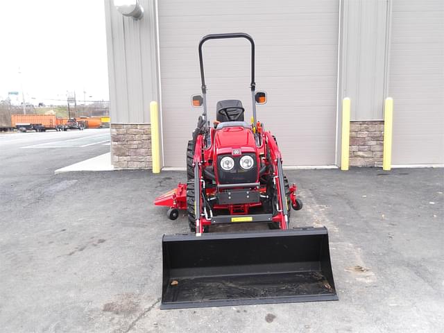 Image of Massey Ferguson 1526 equipment image 3