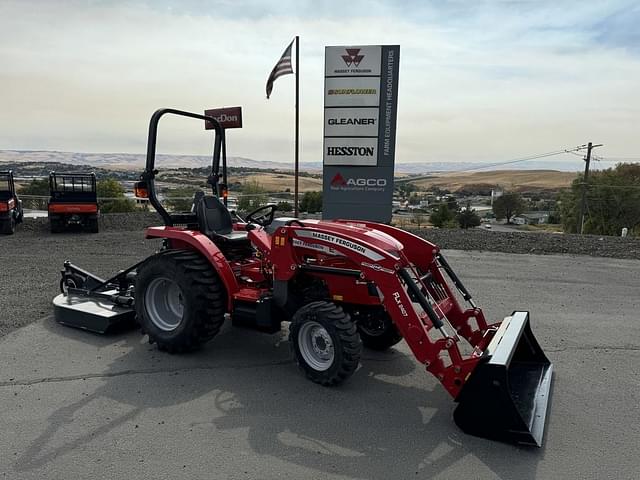 Image of Massey Ferguson 1835E equipment image 4