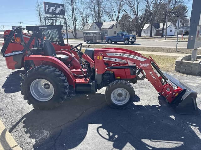 Image of Massey Ferguson 1835E equipment image 4