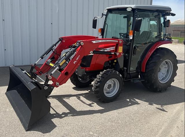 Image of Massey Ferguson 1835M equipment image 1