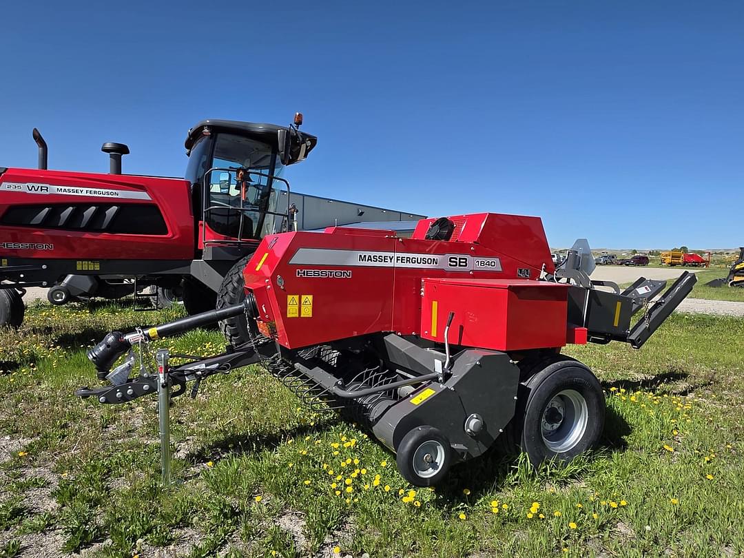 Image of Massey Ferguson 1840 Primary image