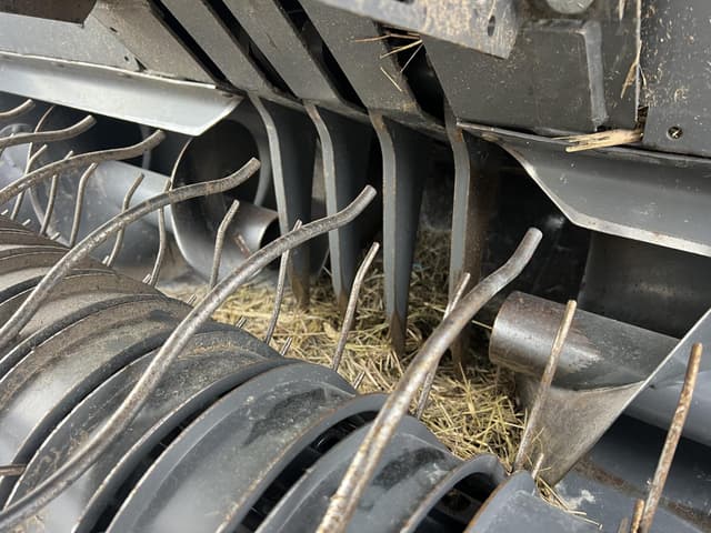Image of Massey Ferguson 1840 equipment image 3