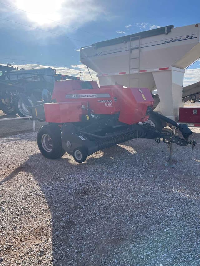 Image of Massey Ferguson 1840 equipment image 4