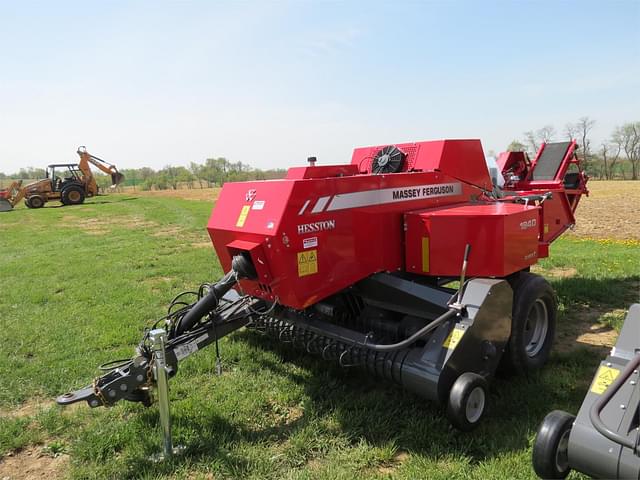 Image of Massey Ferguson 1840 equipment image 1