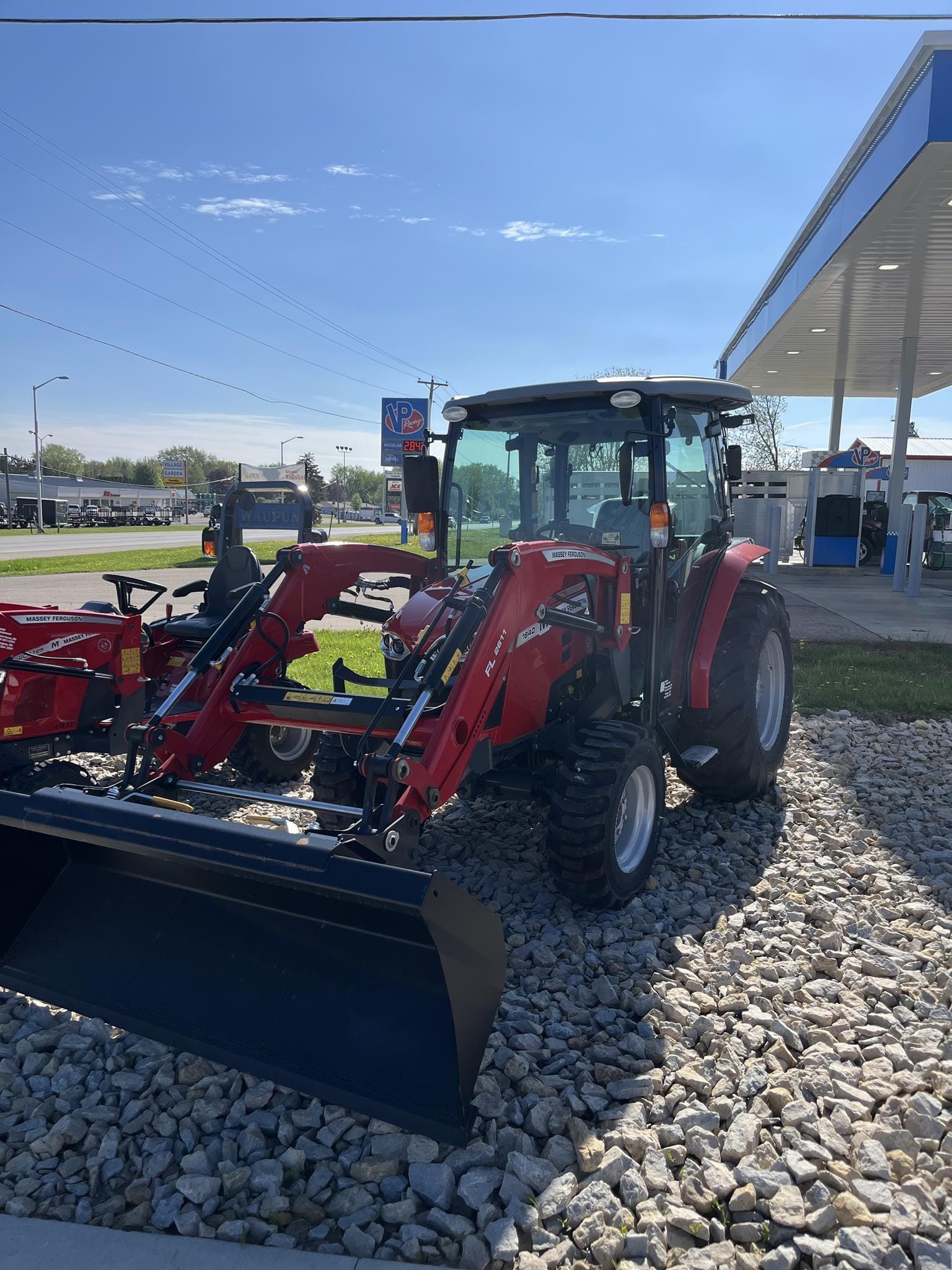 2024 Massey Ferguson 1840M Equipment Image0