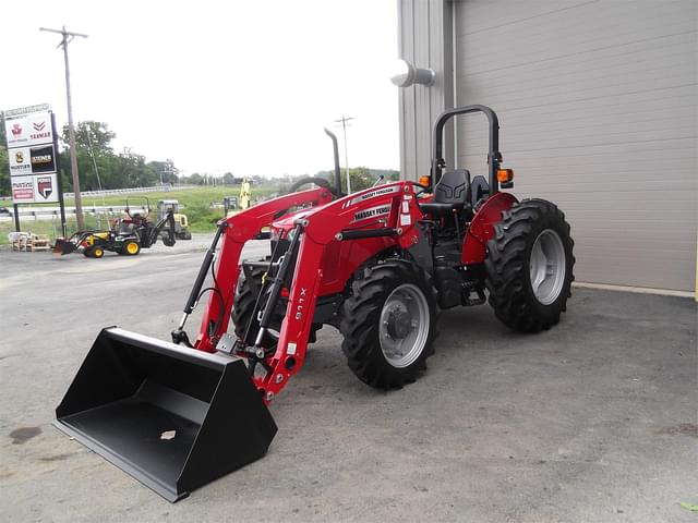 Image of Massey Ferguson 2605H equipment image 2