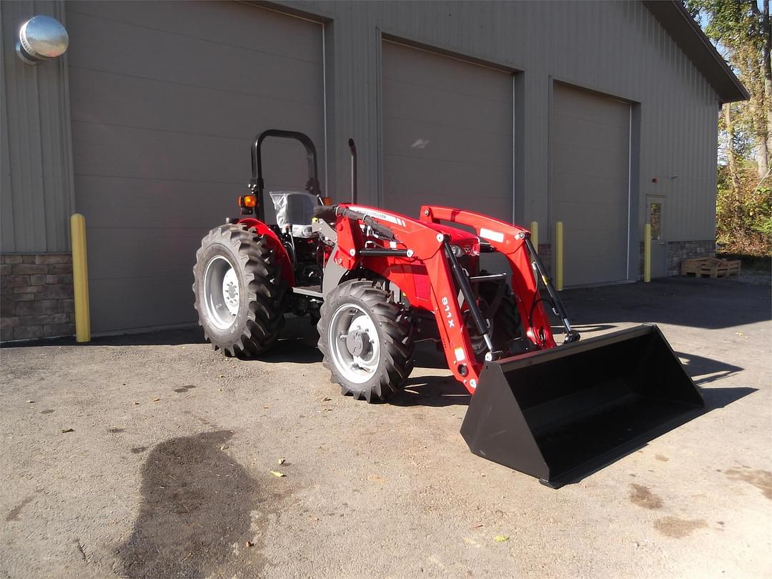 Image of Massey Ferguson 2607H Primary image