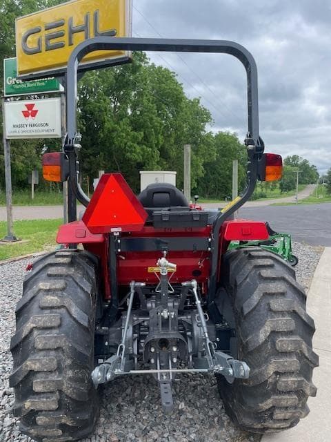 Image of Massey Ferguson 2850E equipment image 3