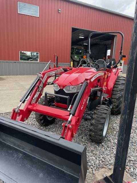 Image of Massey Ferguson 2850E equipment image 1